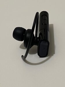 イヤーフック右取付